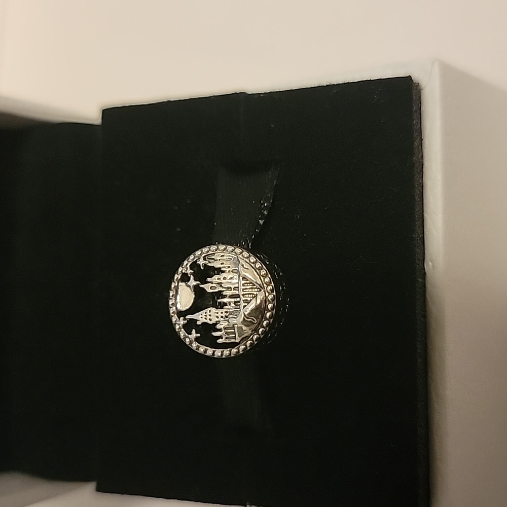 Pandora Hogwarts School charm